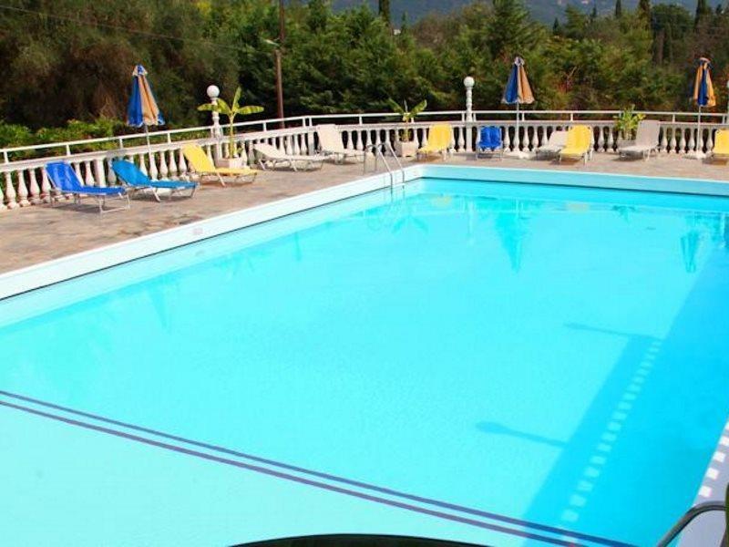 Victoria Hill 3* Dassia (Corfu)