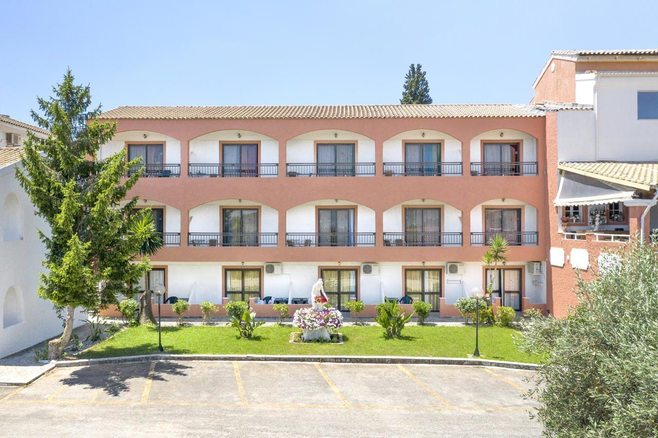 Victoria Hill 3*
